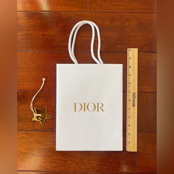 Dior Gift Bag & Charm - Picture 3 of 7